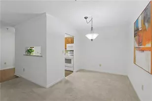 300 Johnson Ferry Rd, Sandy Springs, GA 30328 - Photo 7