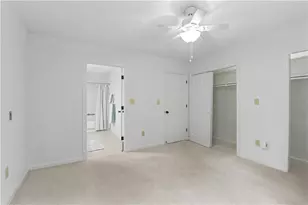 300 Johnson Ferry Rd, Sandy Springs, GA 30328 - Photo 19
