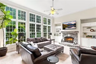 3014 Woodbridge Ln, Canton, GA 30114 - Photo 3