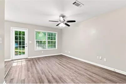 4421 Wallace Circle, Snellville, GA 30039 - Photo 5