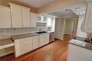 6412 Deerings Ln, Peachtree Corners, GA 30092 - Photo 13