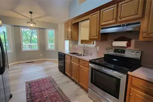 5131 Deer Path Ln, Gainesville, GA 30507 - Photo 11