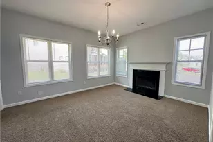 1129 Ida Woods Ct, Lawrenceville, GA 30045 - Photo 3