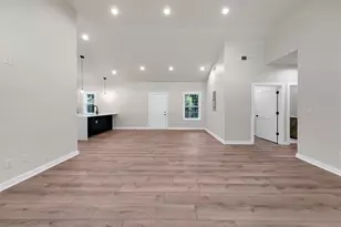 5530 Old Bill Cook Rd, Atlanta, GA 30349 - Photo 9