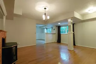 76 Laurel Forest Cir NE, Atlanta, GA 30342 - Photo 3