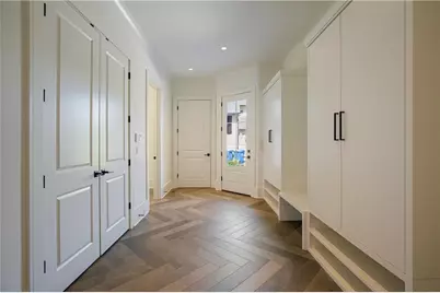 840 Kenry Court, Atlanta, GA 30342 - Photo 39