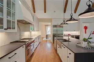 840 Kenry Ct, Atlanta, GA 30342 - Photo 33