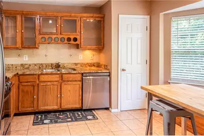 1046 Redan Trace, Stone Mountain, GA 30088 - Photo 17