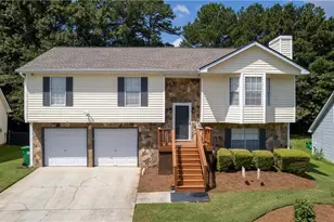 1046 Redan Trce, Stone Mountain, GA 30088 - Photo 3