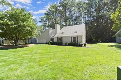2272 Macby Drive, Marietta, GA 30066 - Photo 3