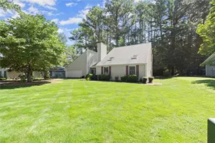 2272 Macby Dr, Marietta, GA 30066 - Photo 3
