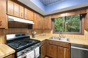 2272 Macby Dr, Marietta, GA 30066 - Photo 9