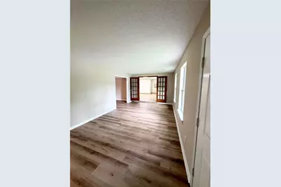 3479 Meadowlane Circle SW, Atlanta, GA 30331 - Photo 3