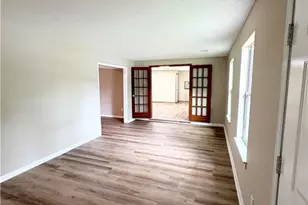 3479 Meadowlane Cir SW, Atlanta, GA 30331 - Photo 3