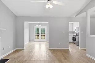 445 Buffington Dr, Union City, GA 30291 - Photo 3