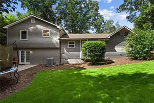 492 Rustic Ridge Cir, Lawrenceville, GA 30043 - Photo 3
