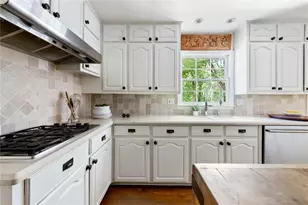 5506 Whitewood Ct, Dunwoody, GA 30338 - Photo 15