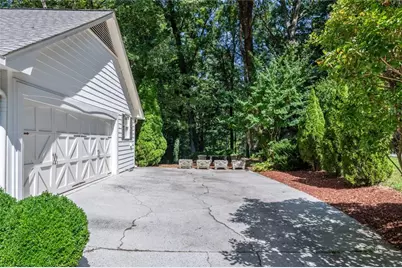 5506 Whitewood Court, Dunwoody, GA 30338 - Photo 41