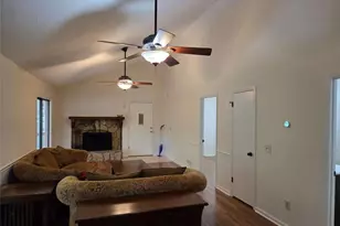 984 Overlook Dr, Dawsonville, GA 30534 - Photo 5