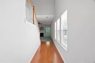 2165 Capella Cir SW, Atlanta, GA 30331 - Photo 5
