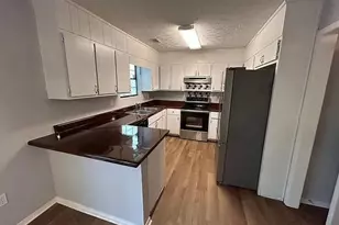 1925 Sailcloth St, Lithonia, GA 30058 - Photo 5