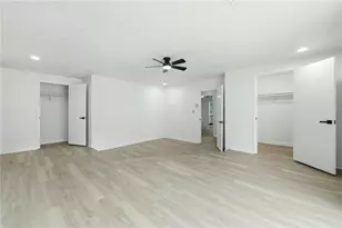6350 Beethoven Cir, Riverdale, GA 30296 - Photo 17