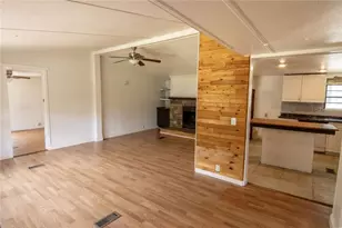 5815 Hamby Dr, Cumming, GA 30028 - Photo 3