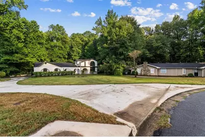 4531 Riverwood Cir, Decatur, GA 30035 - Photo 69