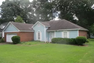 218 Hummingbird Ln, Albany, GA 31707 - Photo 1