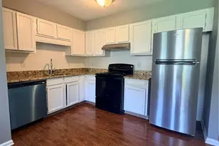 373 Sprucewood Ct, Lawrenceville, GA 30046 - Photo 15