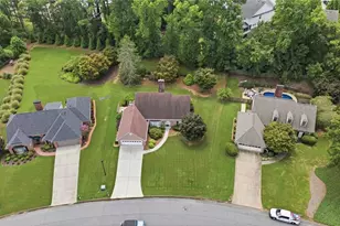 345 N Farm Dr, Alpharetta, GA 30004 - Photo 37