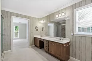 345 N Farm Dr, Alpharetta, GA 30004 - Photo 19