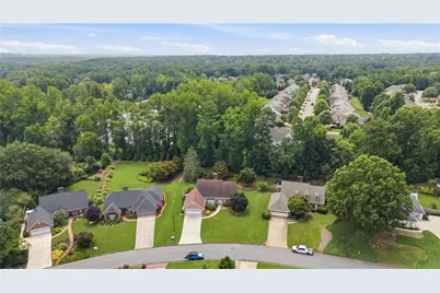 345 N Farm Drive, Alpharetta, GA 30004 - Photo 35