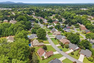 345 N Farm Dr, Alpharetta, GA 30004 - Photo 35