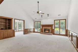 345 N Farm Dr, Alpharetta, GA 30004 - Photo 11