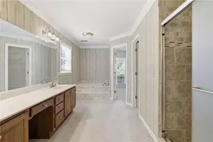 345 N Farm Dr, Alpharetta, GA 30004 - Photo 17