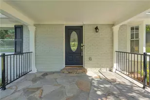 4246 Colony E Dr, Stone Mountain, GA 30083 - Photo 3