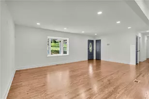 4246 Colony E Dr, Stone Mountain, GA 30083 - Photo 5