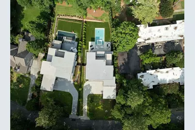 4063 Rickenbacker Drive NE, Atlanta, GA 30342 - Photo 3