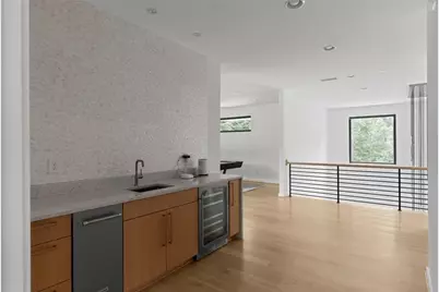 4063 Rickenbacker Drive NE, Atlanta, GA 30342 - Photo 23