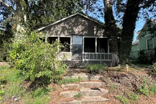 729 High St SE, Gainesville, GA 30501 - Photo 1