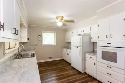2426 Caladium Drive NE, Atlanta, GA 30345 - Photo 5