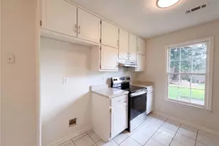 6120 Dorchester Dr, Rex, GA 30273 - Photo 13