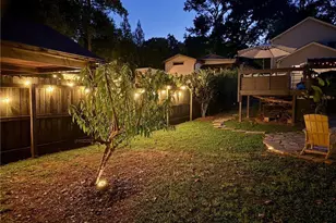 97 Rocky Ford Rd NE, Atlanta, GA 30317 - Photo 23