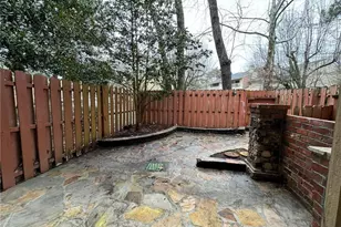 732 Hanover Ln SE, Marietta, GA 30067 - Photo 3