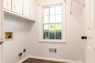 560 Trombley Bay Ln, Lawrenceville, GA 30044 - Photo 15