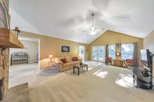 2946 Rock Bridge Rd NE, Marietta, GA 30066 - Photo 7