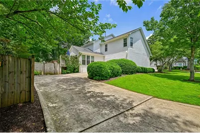 1175 Chalfont Walk NE, Atlanta, GA 30319 - Photo 53