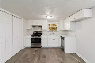 2725 Wildflower Ln, Snellville, GA 30039 - Photo 19