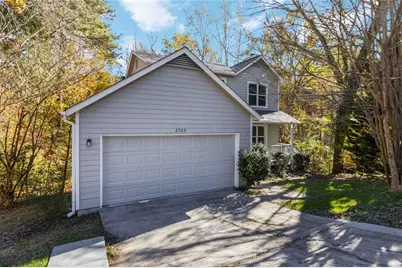 2725 Wildflower Lane, Snellville, GA 30039 - Photo 3